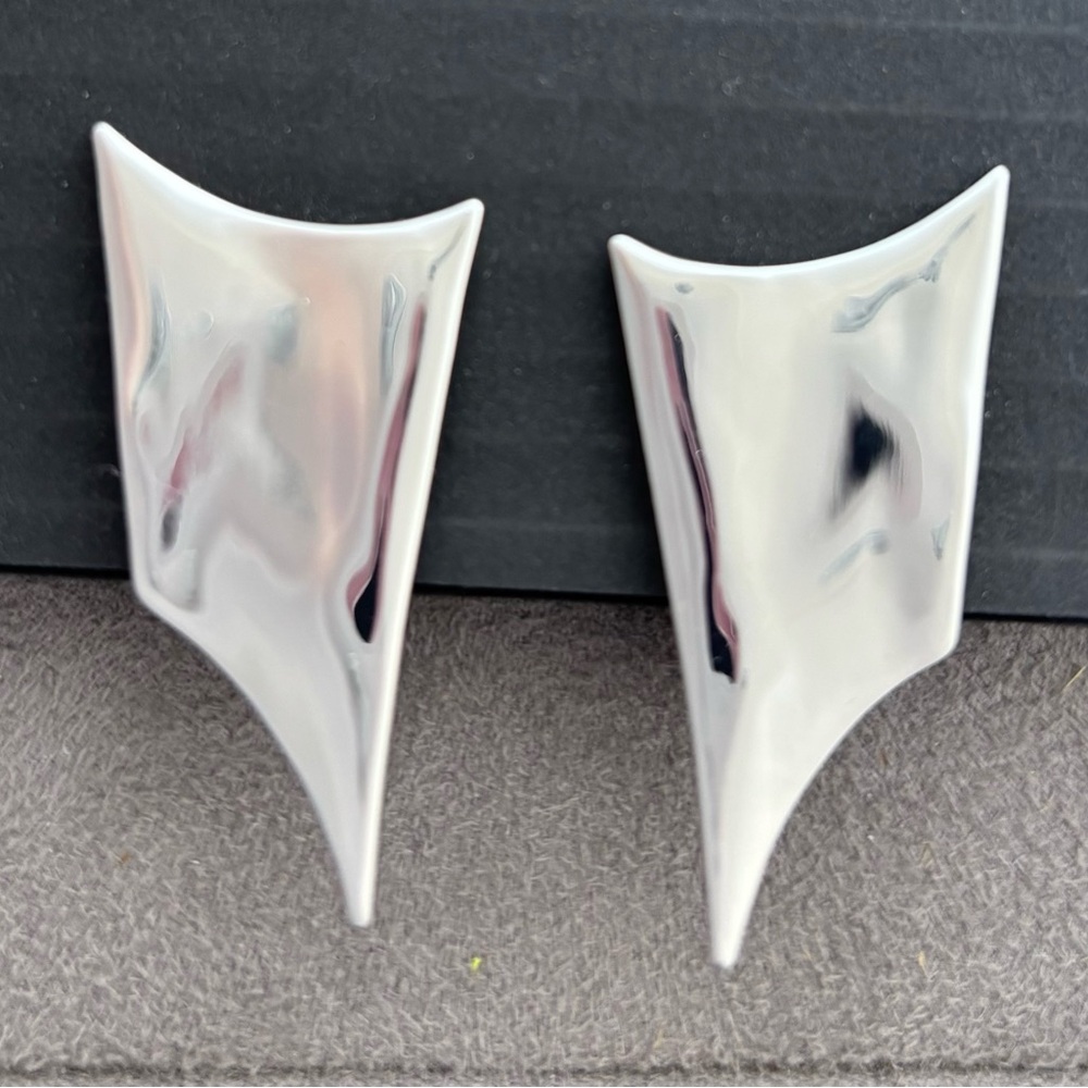 ALEXIS BITTAR • Liquid Silver Molten Modern Spiked Comicon Clip on Earrings